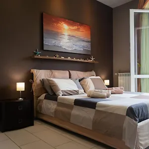 La Casa Di Debby Parcheggio Wi-fi , Aria Condizionata Gratuiti Apartamento