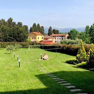 Intero Campagna Lucca Casa vacanze